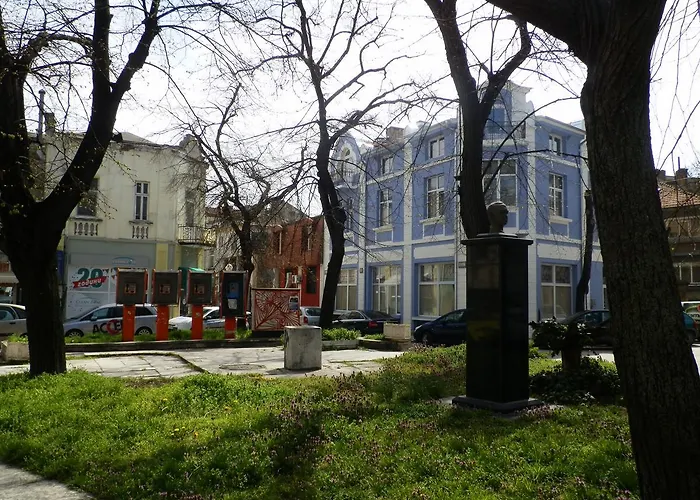 Silver House * Varna